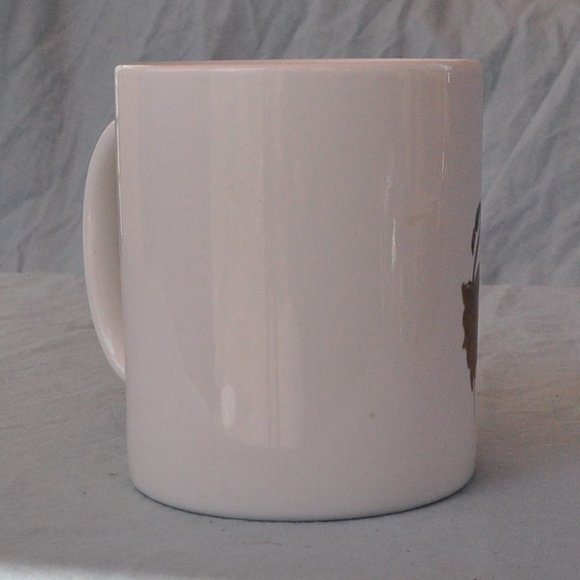 12 oz Flamingo Hilton Hotel Las Vegas retro gold tone (560w) - Picture 6 of 8